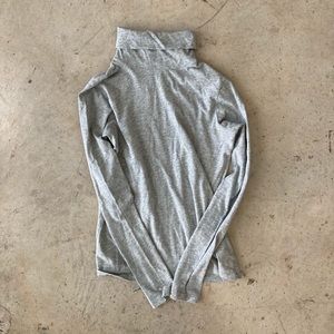 Everlane air heather grey cotton tissue turtle neck size xs